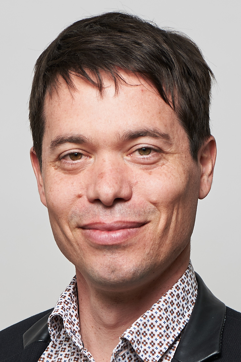 Studio Portrait von Rafael Freuler aufgenommen am xx 24. März 2019 von Roman Weyeneth, fotografie roman weyeneth gmbh, Fotostudio Basel, Schweiz.