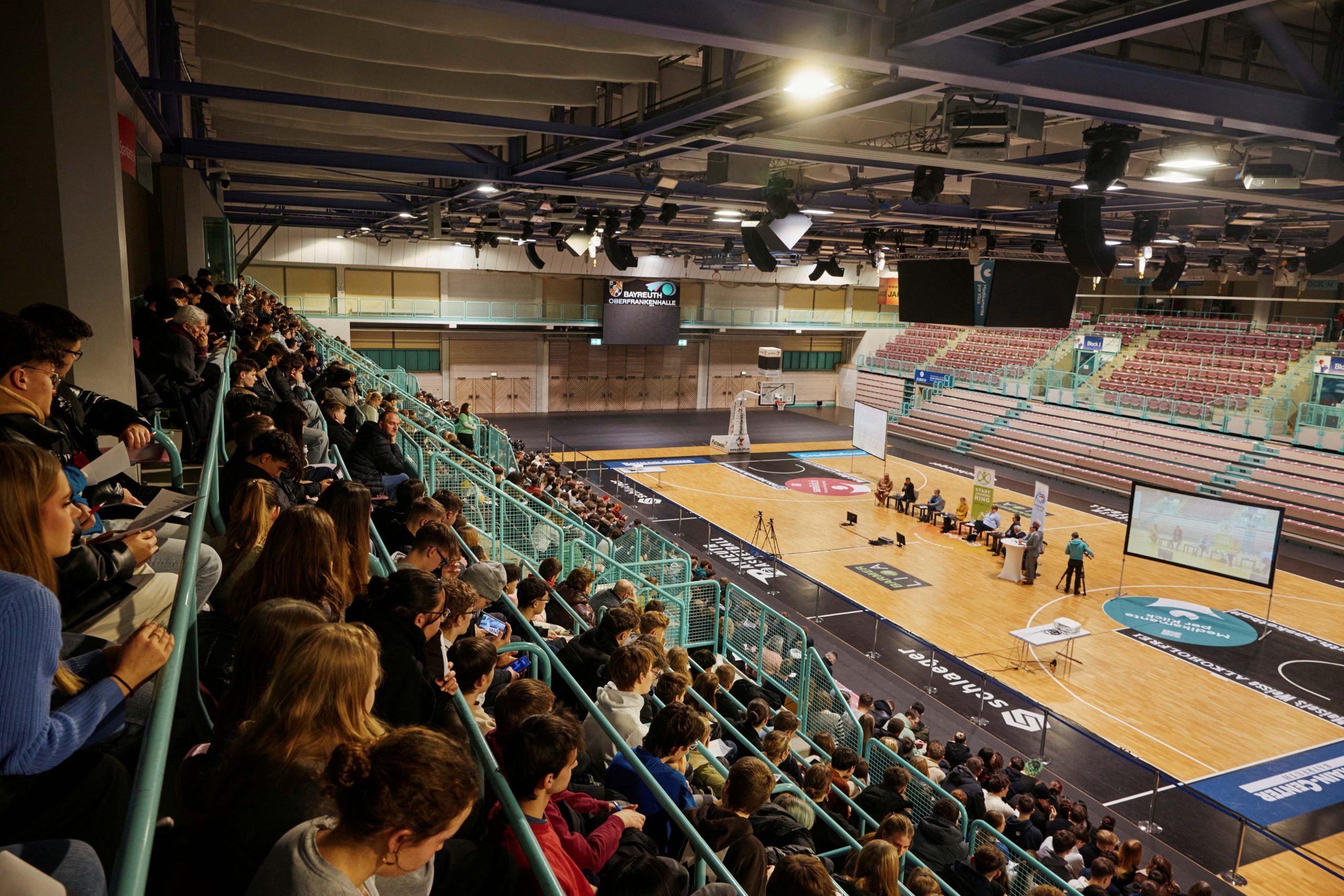 copyright: mail@simeonjohnke.de